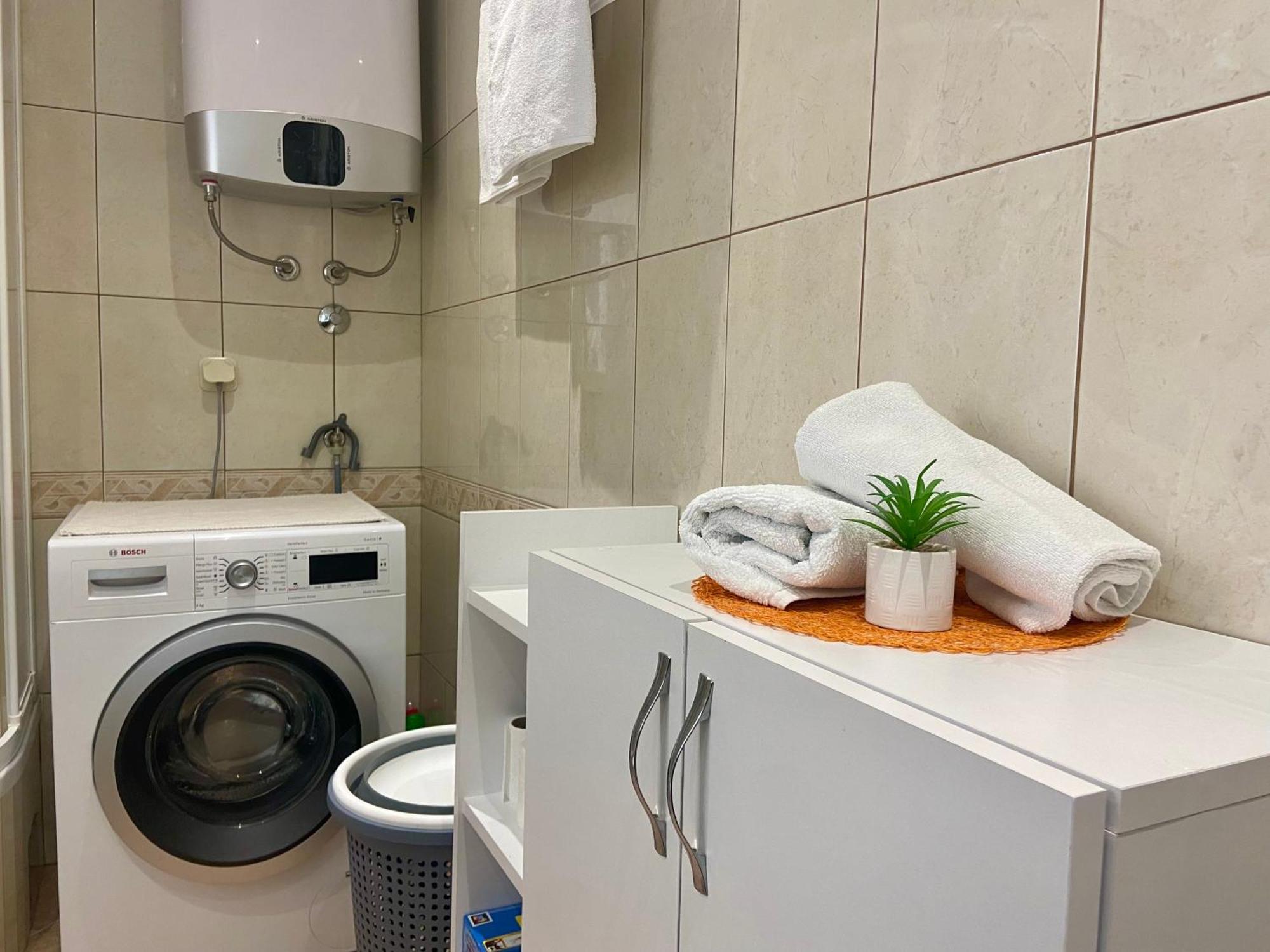 Apartment Simon - Old Stone Charm, Central Bol Life Esterno foto