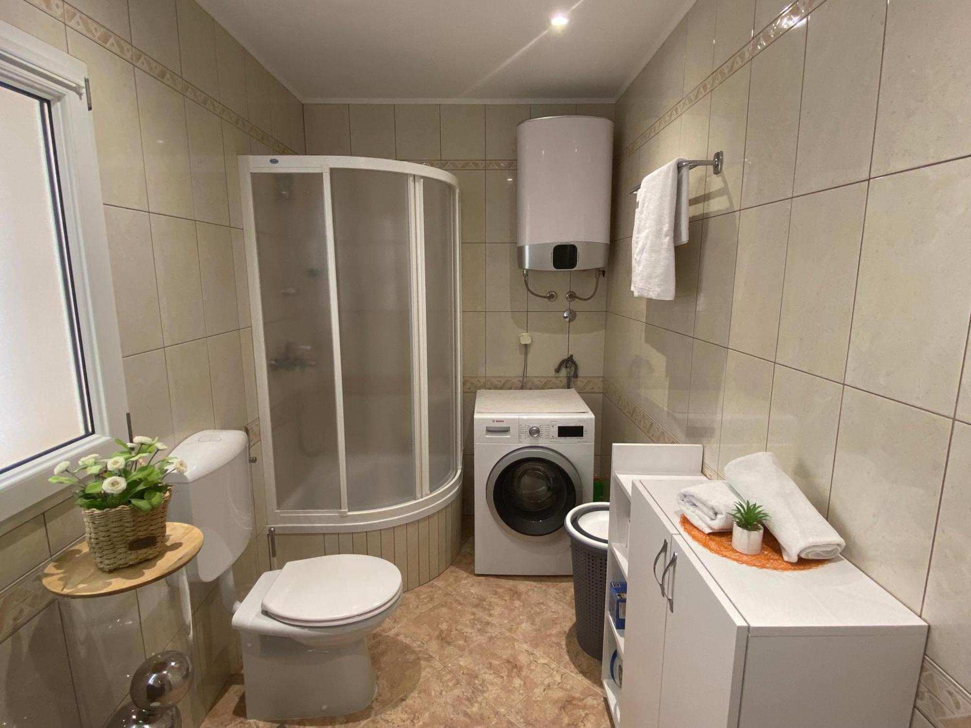 Apartment Simon - Old Stone Charm, Central Bol Life Esterno foto